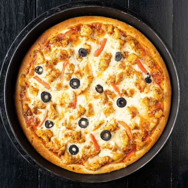 Chicken Tikka Pizza